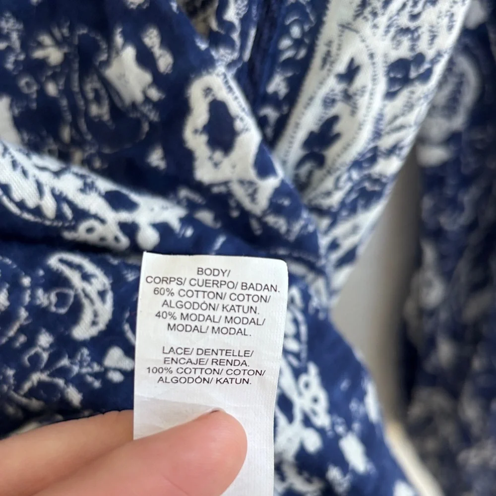Lucky Brand Boho Cotton Navy and White Patterned Blouse sz S